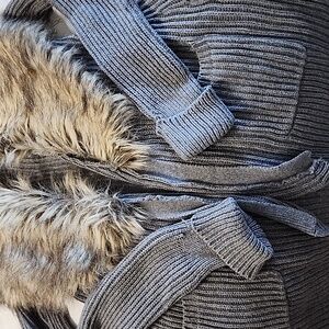 Faux Fur Collar long Sweater Size Small